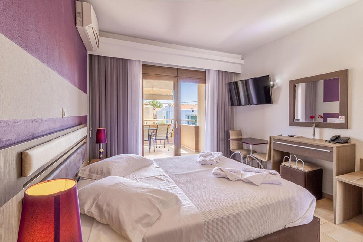 Dafni'S Seaside Luxury Studios Nikiti  Eksteriør billede